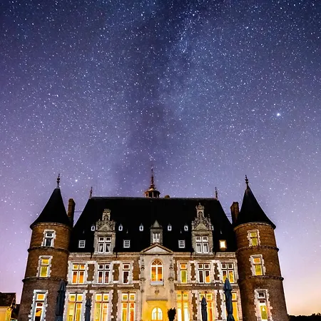 Chateau De Tilly Hotell 4*