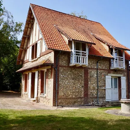 Chateau De Tilly 4* Boissey-le-Chatel