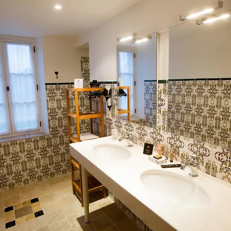 Chateau De Tilly فندق