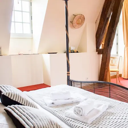 Chateau De Tilly Hotel