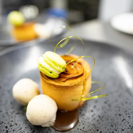 Ξενοδοχείο Chateau De Tilly 4*