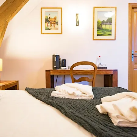 Hotel Chateau De Tilly