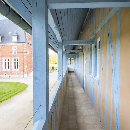 Chateau De Tilly Szálloda 4*