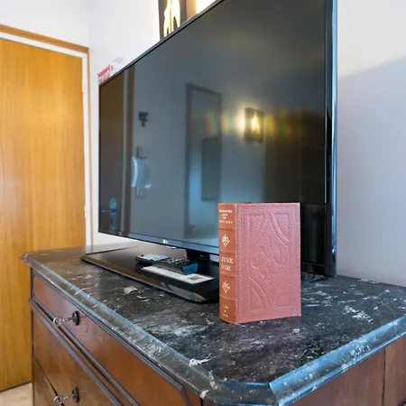 Chateau De Tilly فندق Boissey-le-Chatel