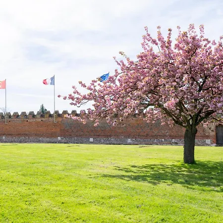Chateau De Tilly Hotel
