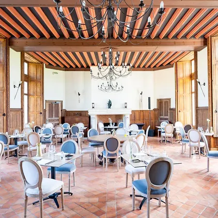 Chateau De Tilly Hotel 4*
