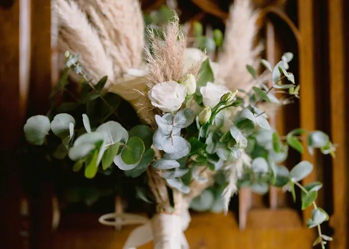 Chateau De Tilly Hotel